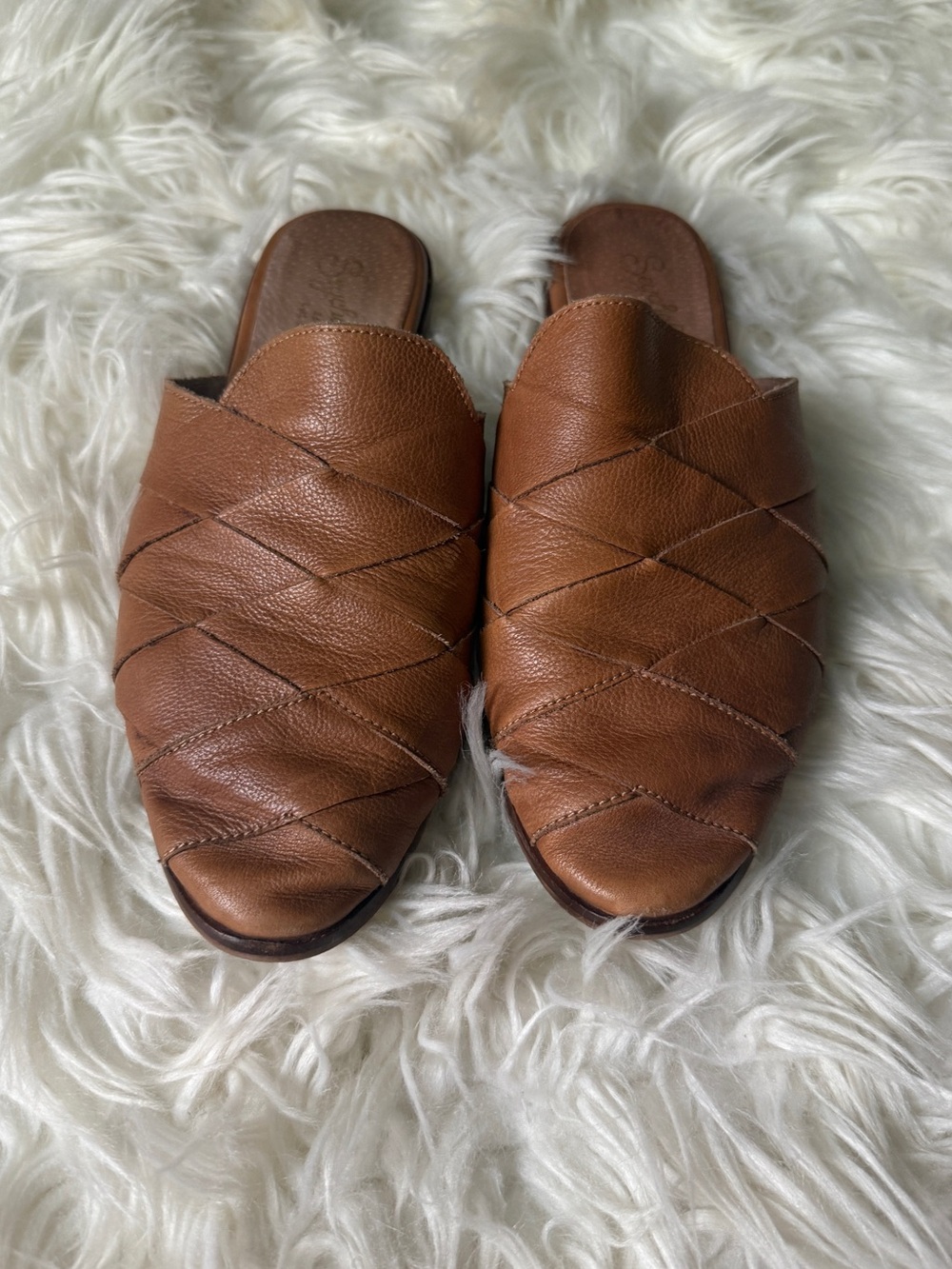 Seychelles Tan Leather Woven Mules - Picture 8 of 9